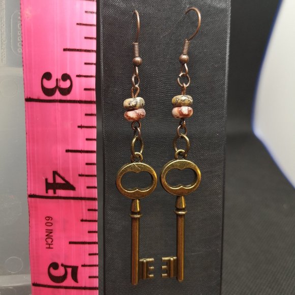 NEW - STEAMPUNK Handmade One-of-a-Kind Key Earrings Authentic Leopard Jasper - Picture 3 of 3
